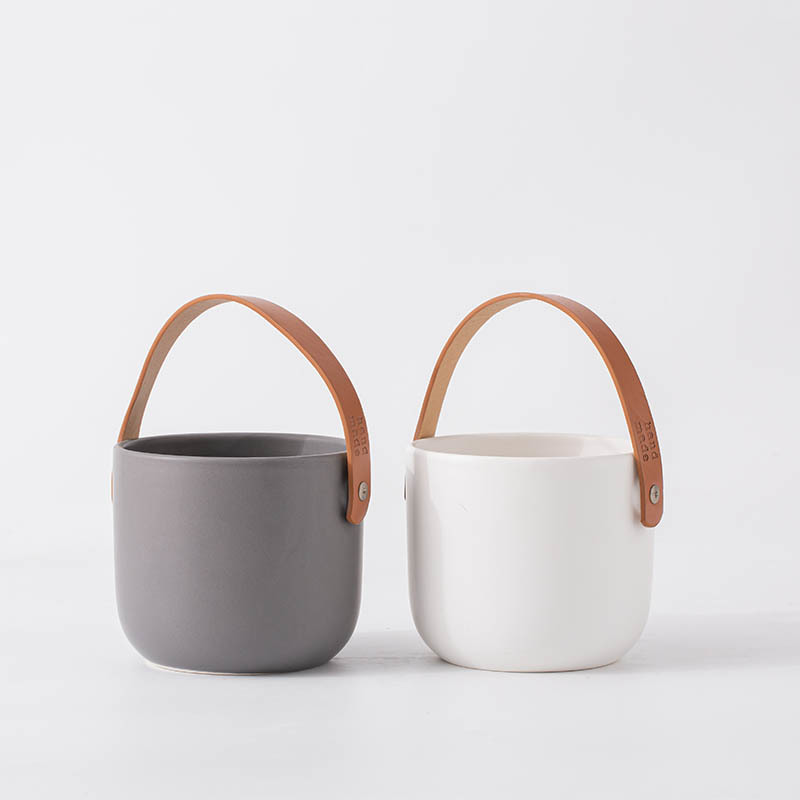 皮革提手啞光(guāng)花(huā)盆